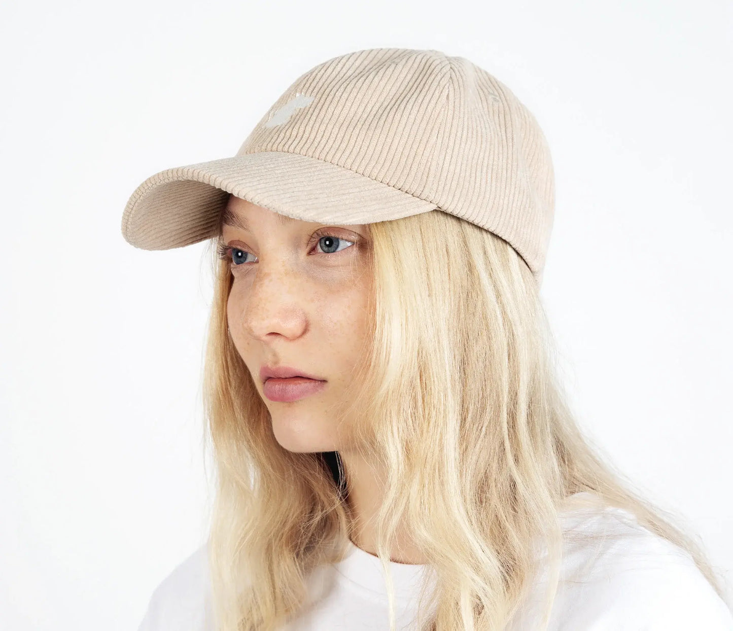 Moomintroll Corduroy Adult Cap - Sand - Caféineuse